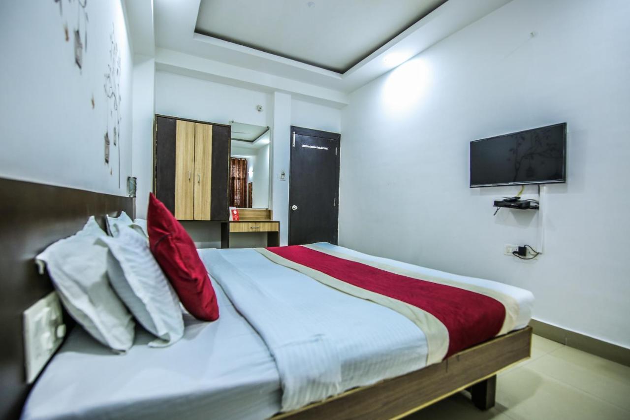 Oyo 3603 White Pearl Hotel Джабалпур Екстериор снимка